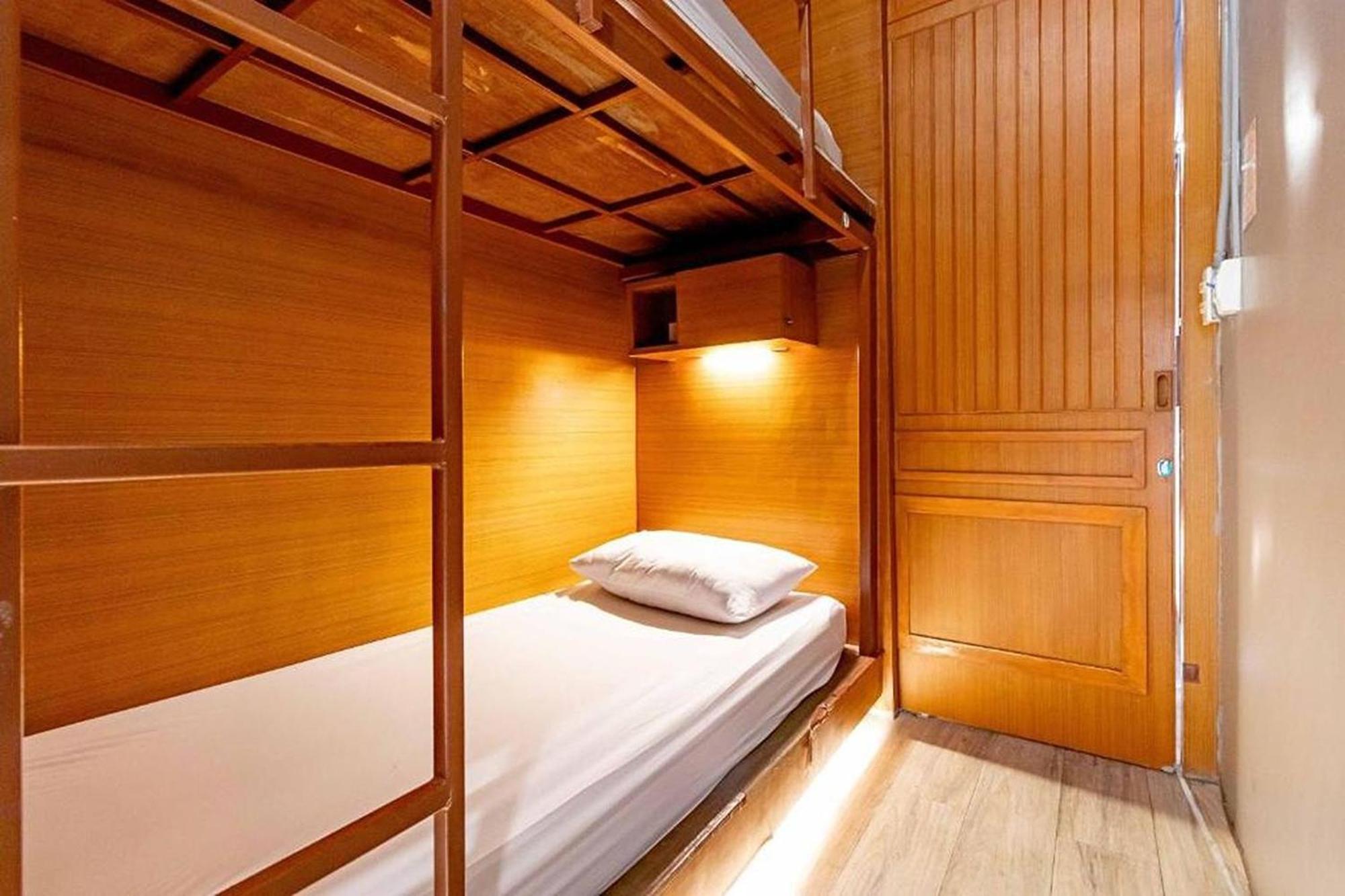 Loftel 22 Hostel Bangkok Eksteriør bilde